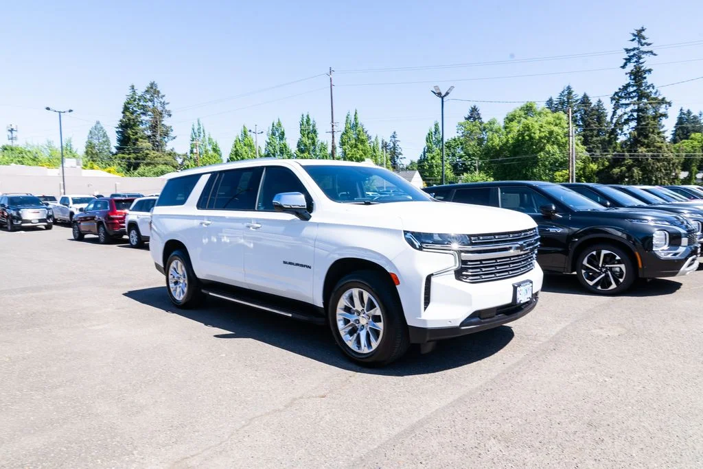 Used 2023 White Chevrolet Premier image 27
