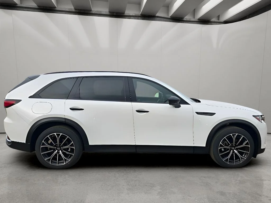 Used 2025 Rhodium White Premium Mazda Premium Plus Package image 6