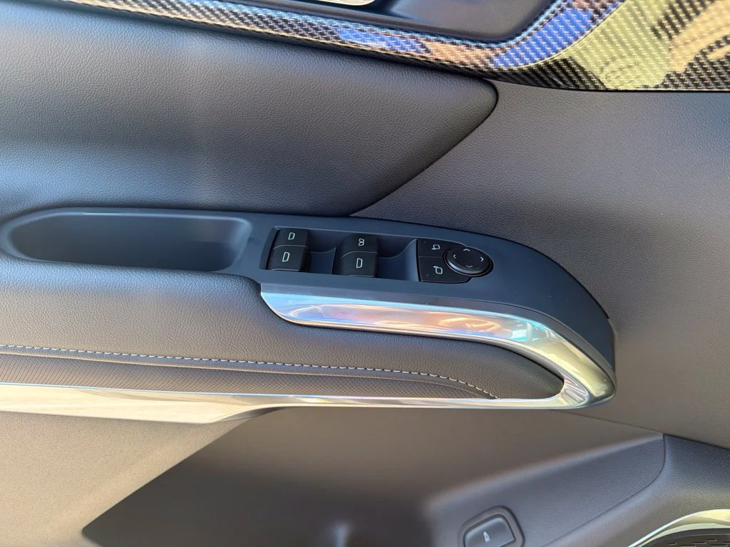 New 2027 Mosaic Black Metallic Chevrolet Z71 image 11