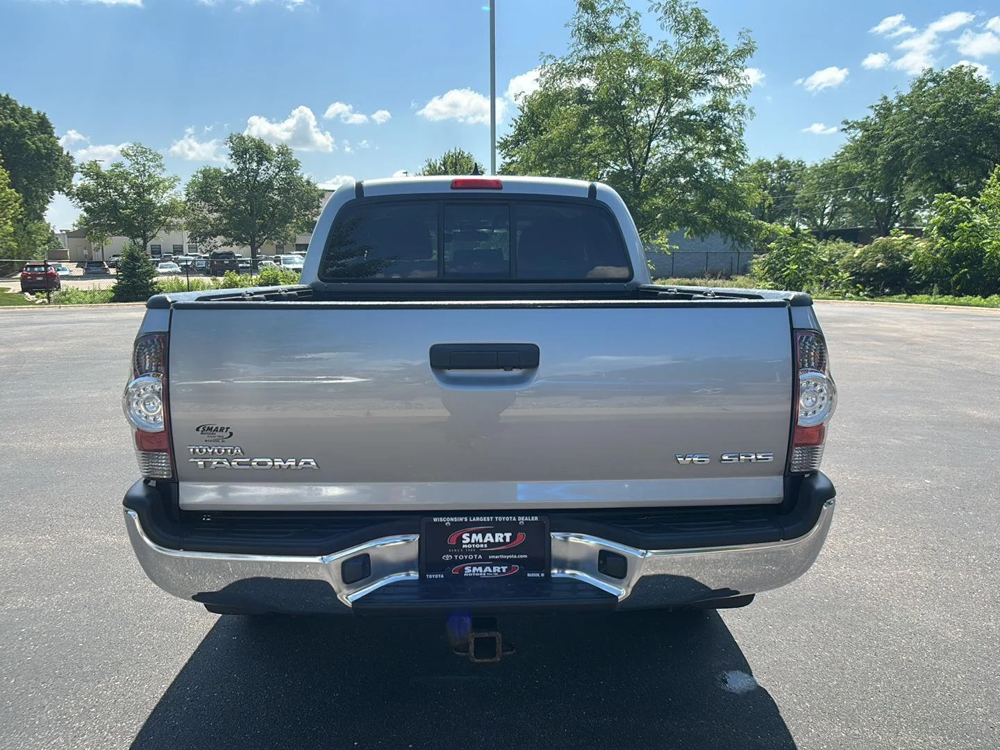 Used 2014 Silver Sky Metallic Toyota  image 11