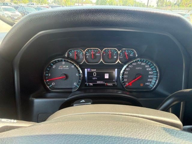 Used 2018 Silver Ice Metallic Chevrolet LT image 23