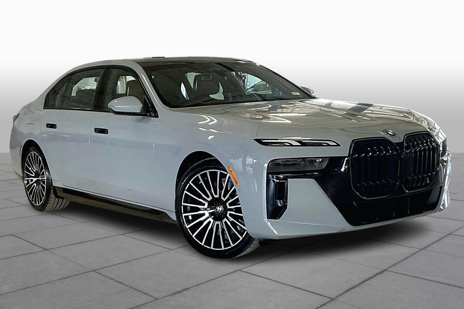 Used 2025 BMW 7 Series 750e with VIN WBA43EH0XSCU62574 for sale in Arlington, TX