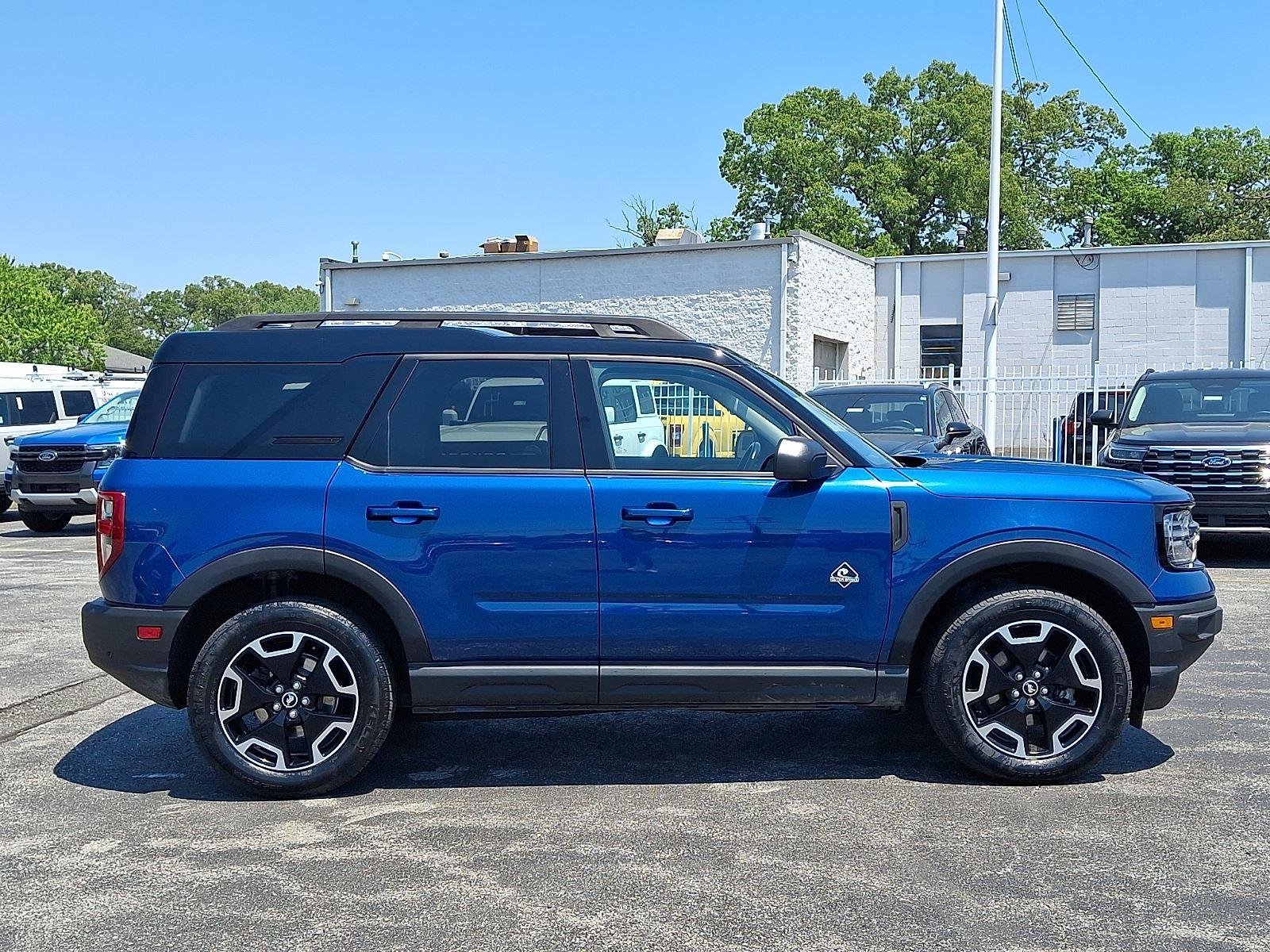 Certified Used 2024 Atlas Blue Ford Outer Banks image 7