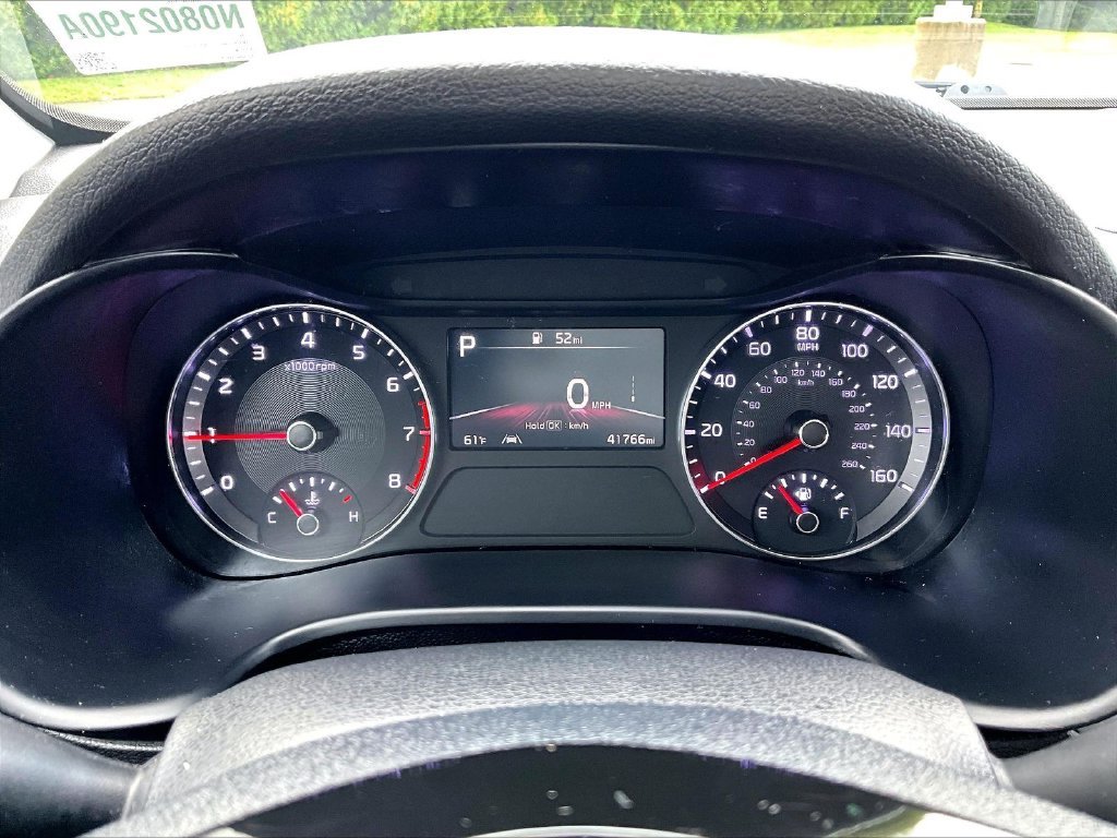 Used 2023 Black Kia LXS image 25