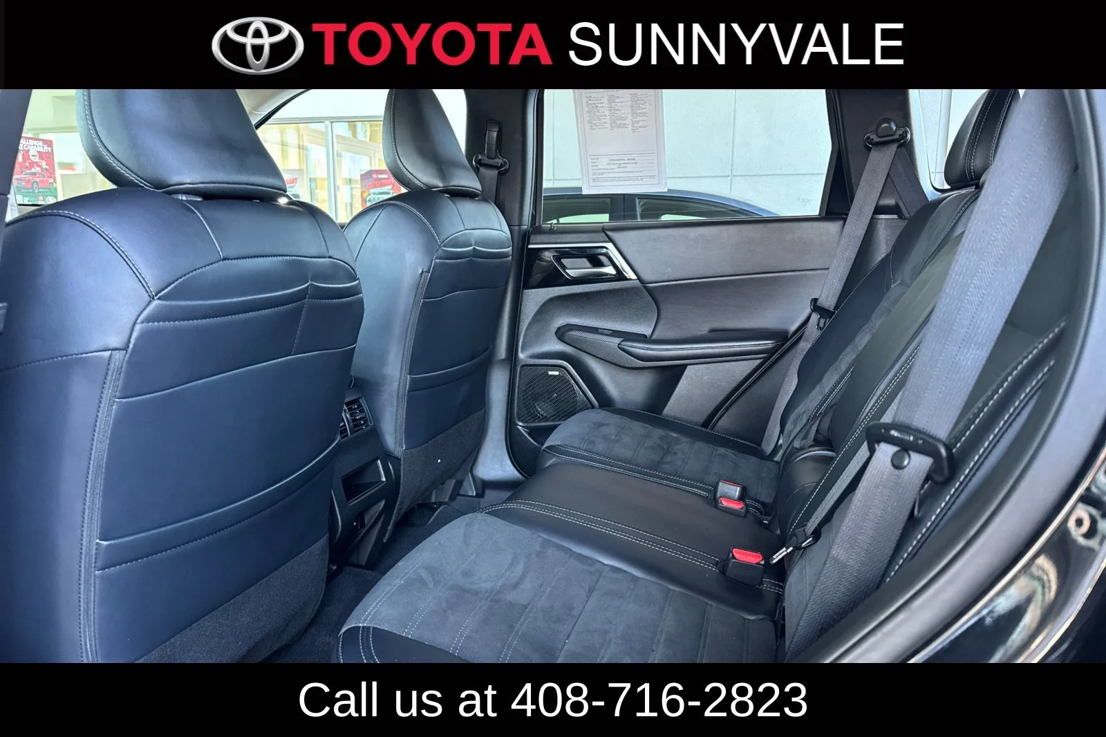 Used 2025 Black Mitsubishi SE image 26