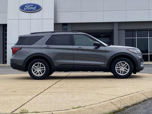 New 2026 Carbonized Gray Metallic Ford Active image 2