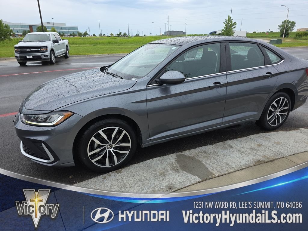 2025 Volkswagen Jetta 1.5T SE