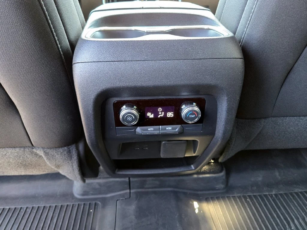 Used 2025 White GMC Elevation image 14