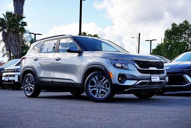 2023 Kia Seltos S