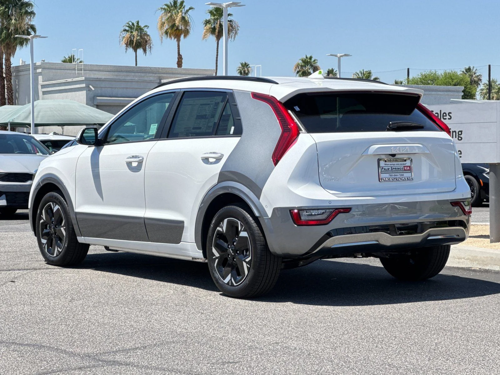 New 2026 White Kia Wave image 5