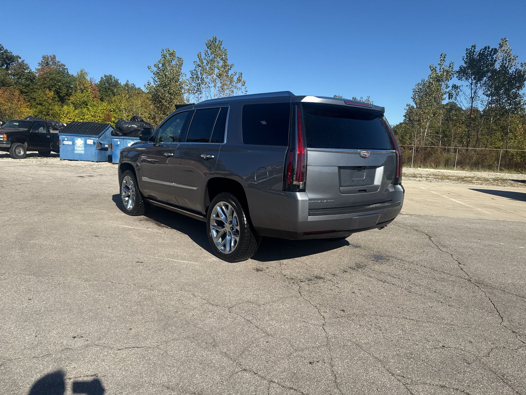 Used 2019 SATIN STEEL METALLIC Cadillac Platinum image 4