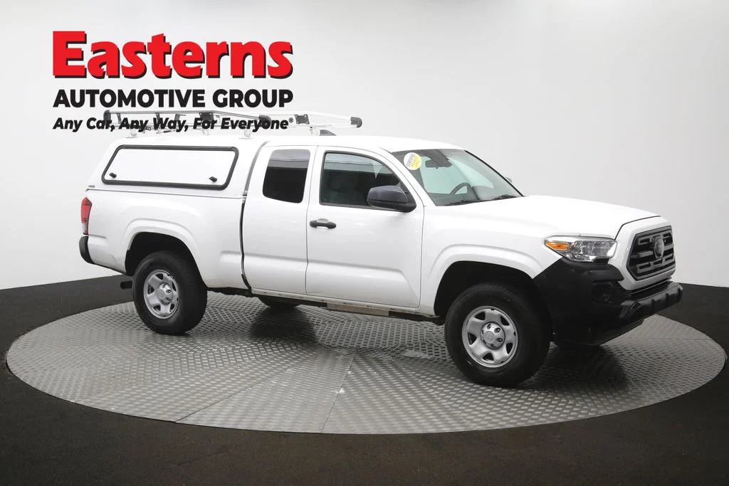 Used 2019 White Toyota SR image 47