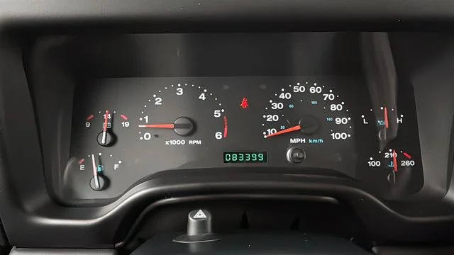 Used 2006 Silver Jeep Unlimited image 14