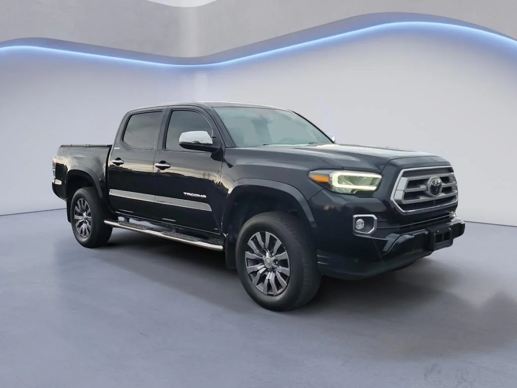 Used 2022 Midnight Black Metallic Toyota Limited image 3
