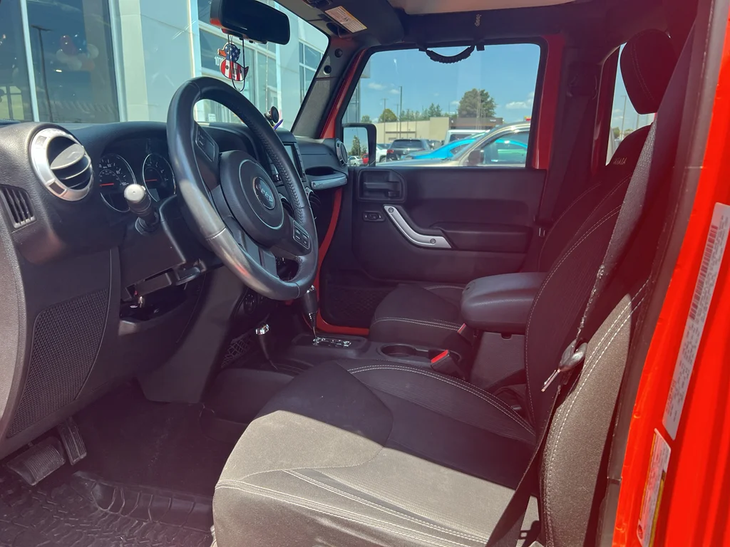Used 2015 Sunset Orange Pearlcoat Jeep Sahara image 3