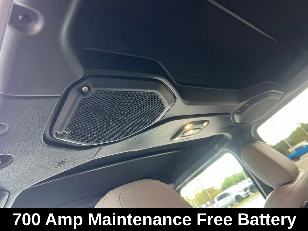 Used 2021 Silver Jeep Mojave image 21