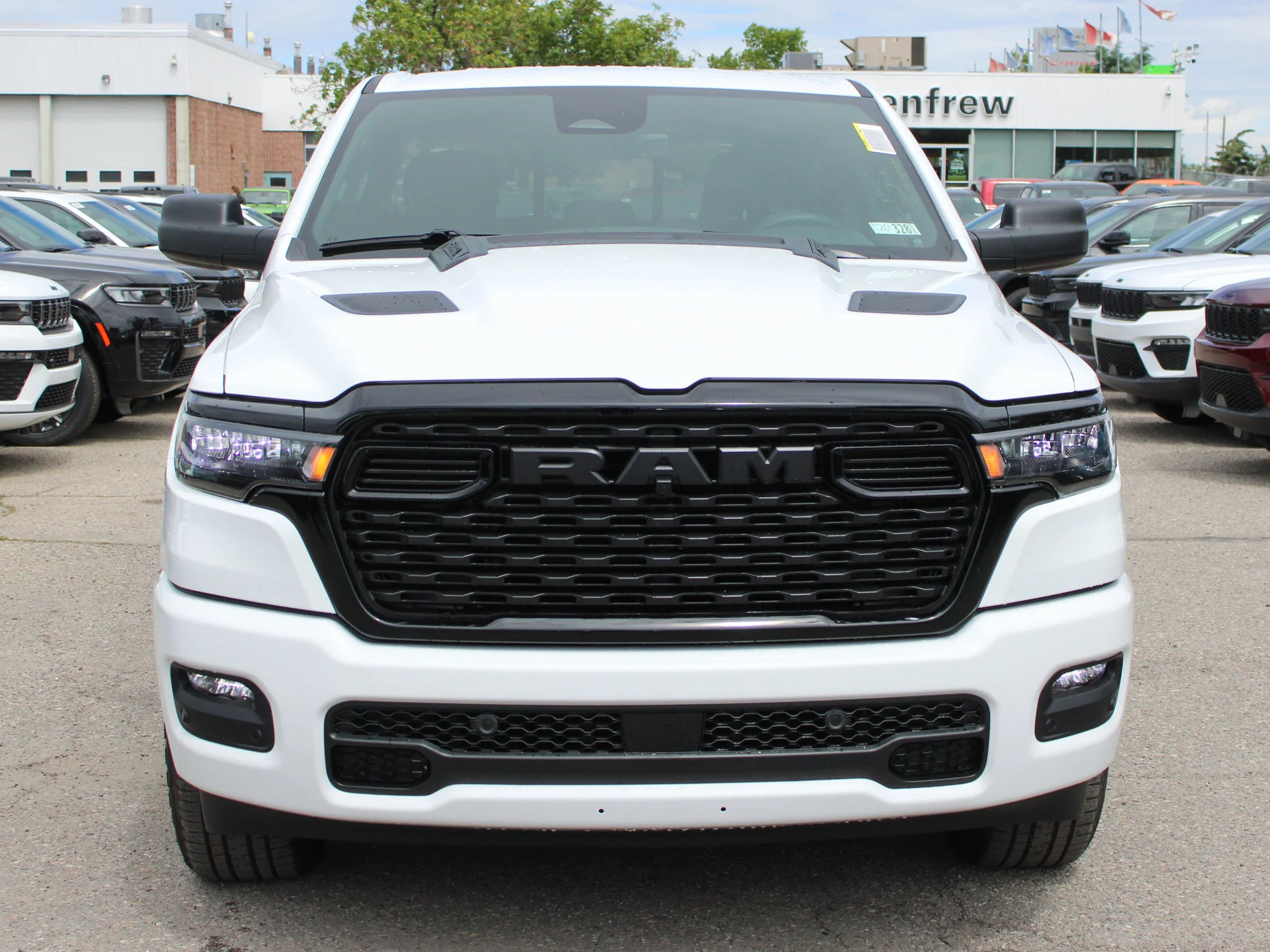 New 2026 White RAM Express* image 7