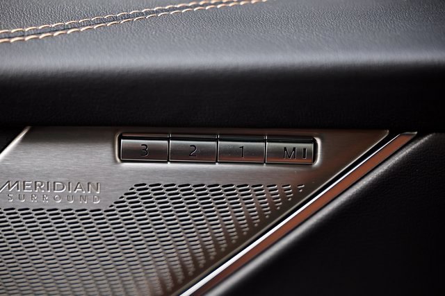 2026 Jaguar F-Pace R-Dynamic S - Photo 14