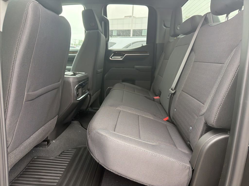 New 2026 Onyx Black GMC Elevation image 6
