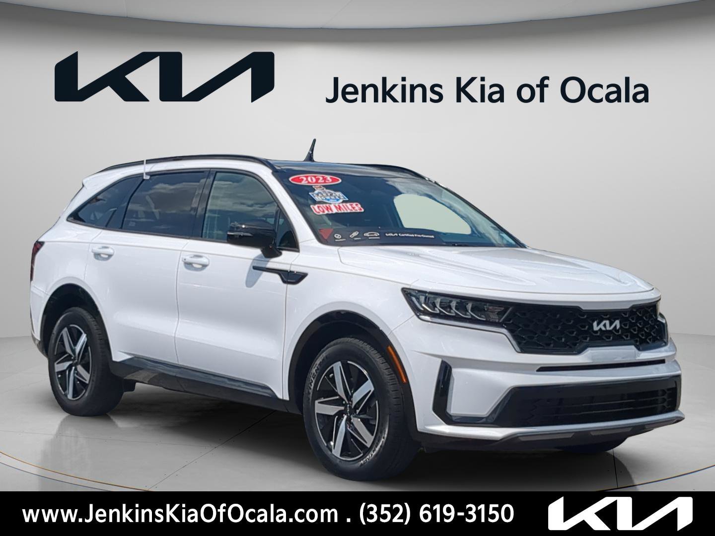 2023 Kia Sorento S AT's photo
