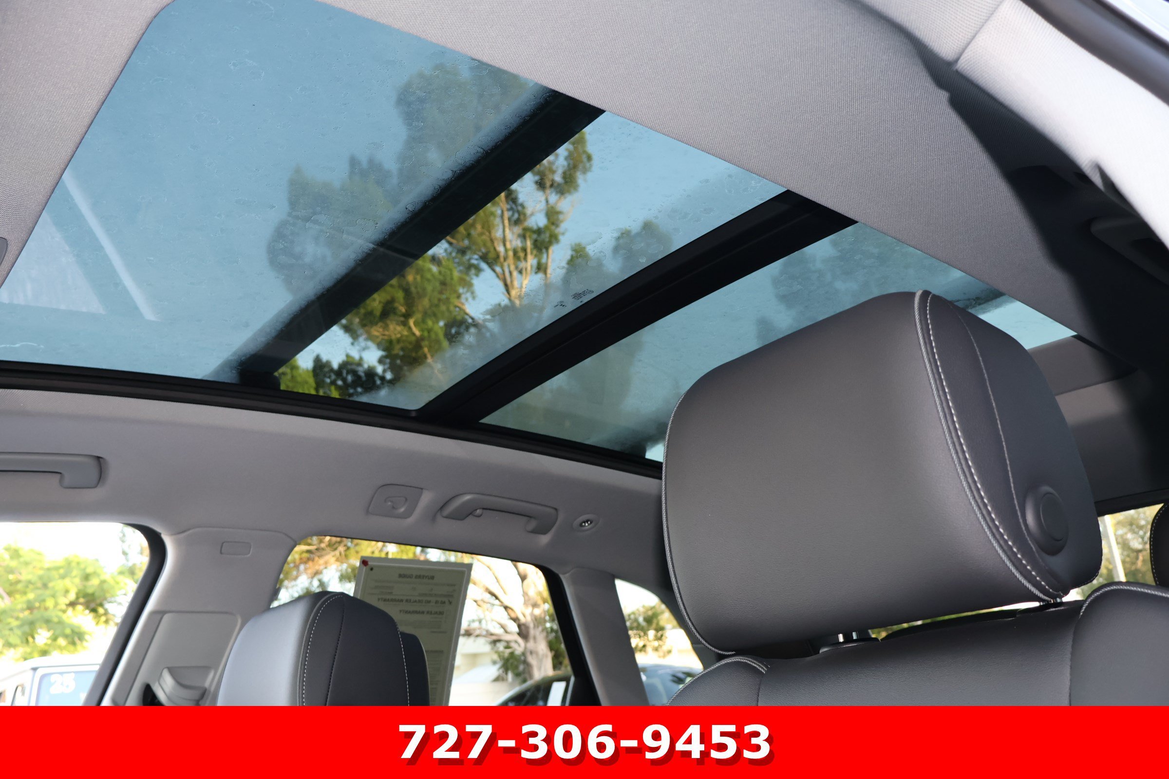Used 2025 Florett Silver Metallic Audi S line Premium Plus image 5
