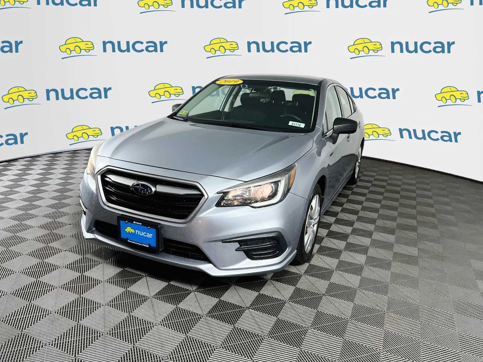 Used 2019 Ice Silver Metallic Subaru  image 3