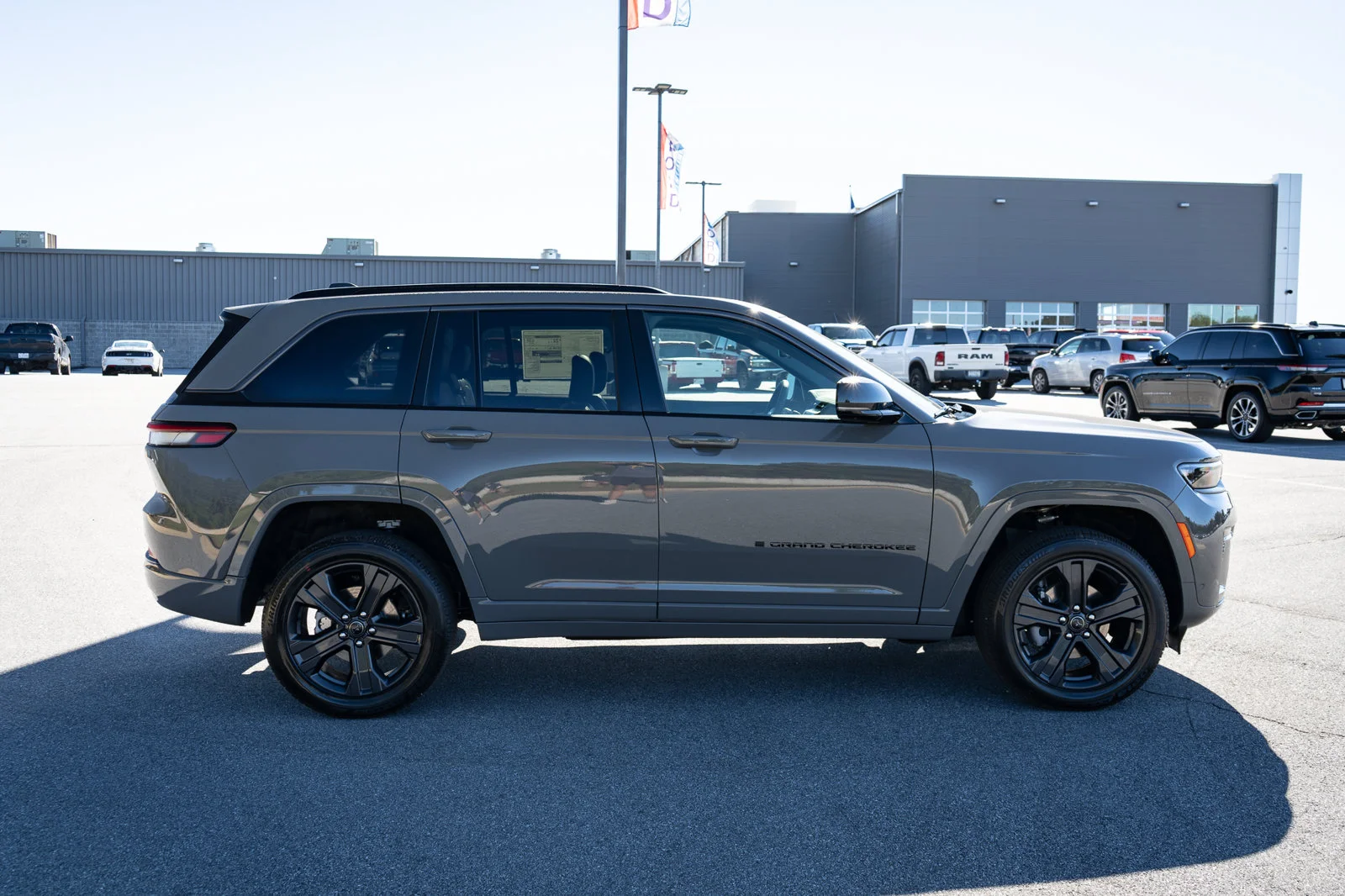 New 2027 Gray Jeep Limited Reserve image 11