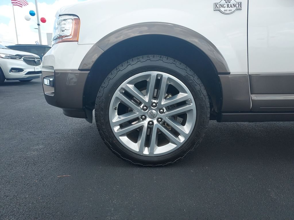 Used 2017 White Ford King Ranch image 10