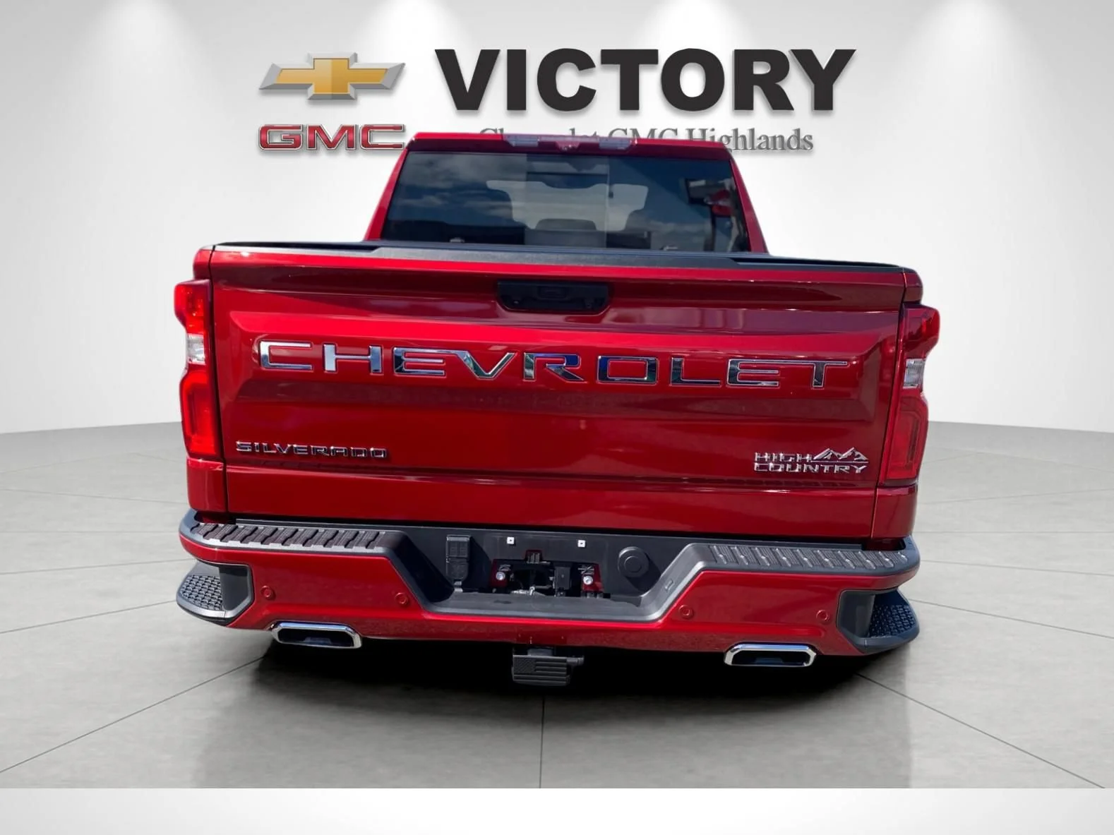 Used 2024 Radiant Red Tintcoat Chevrolet High Country image 4