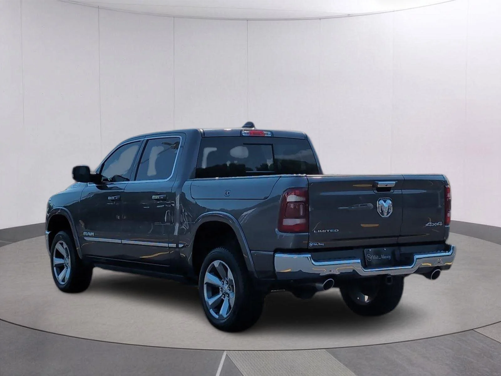 Used 2020 Granite Crystal Metallic Clearcoat Ram Limited image 3