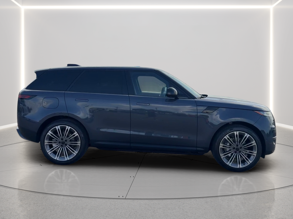 New 2026 Varesine Blue Land Rover SE image 4