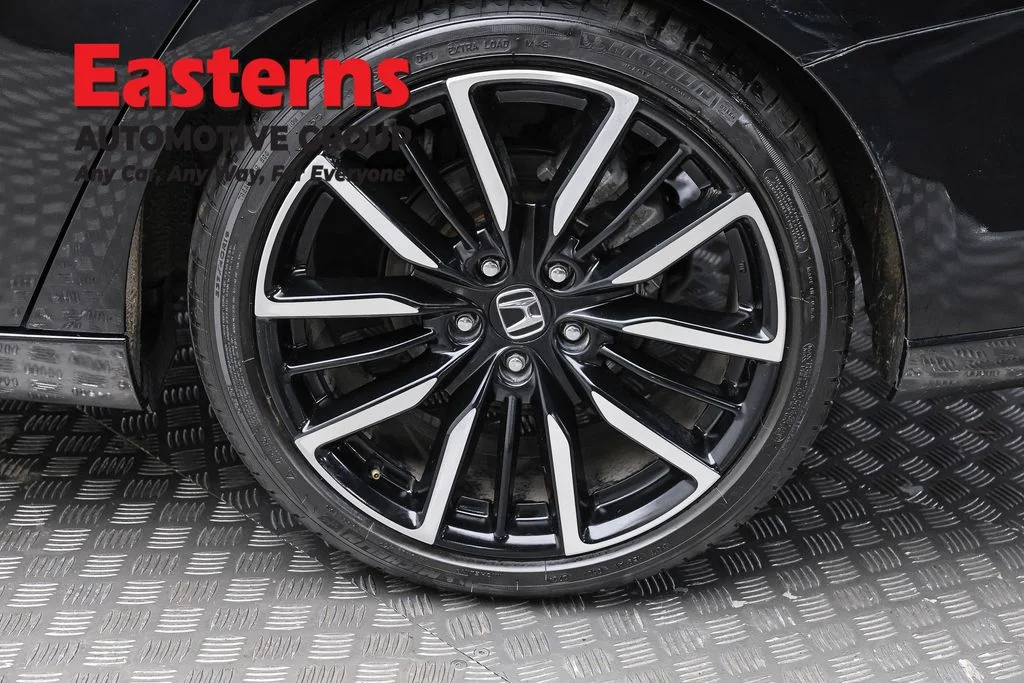 Used 2023 Black Honda Touring image 8