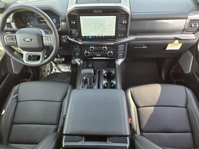New 2026 Star White Metallic Tri-Coat FORD Lariat® image 37