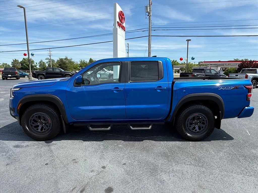 2025 Nissan Frontier PRO-X Crew Cab 4X2's photo