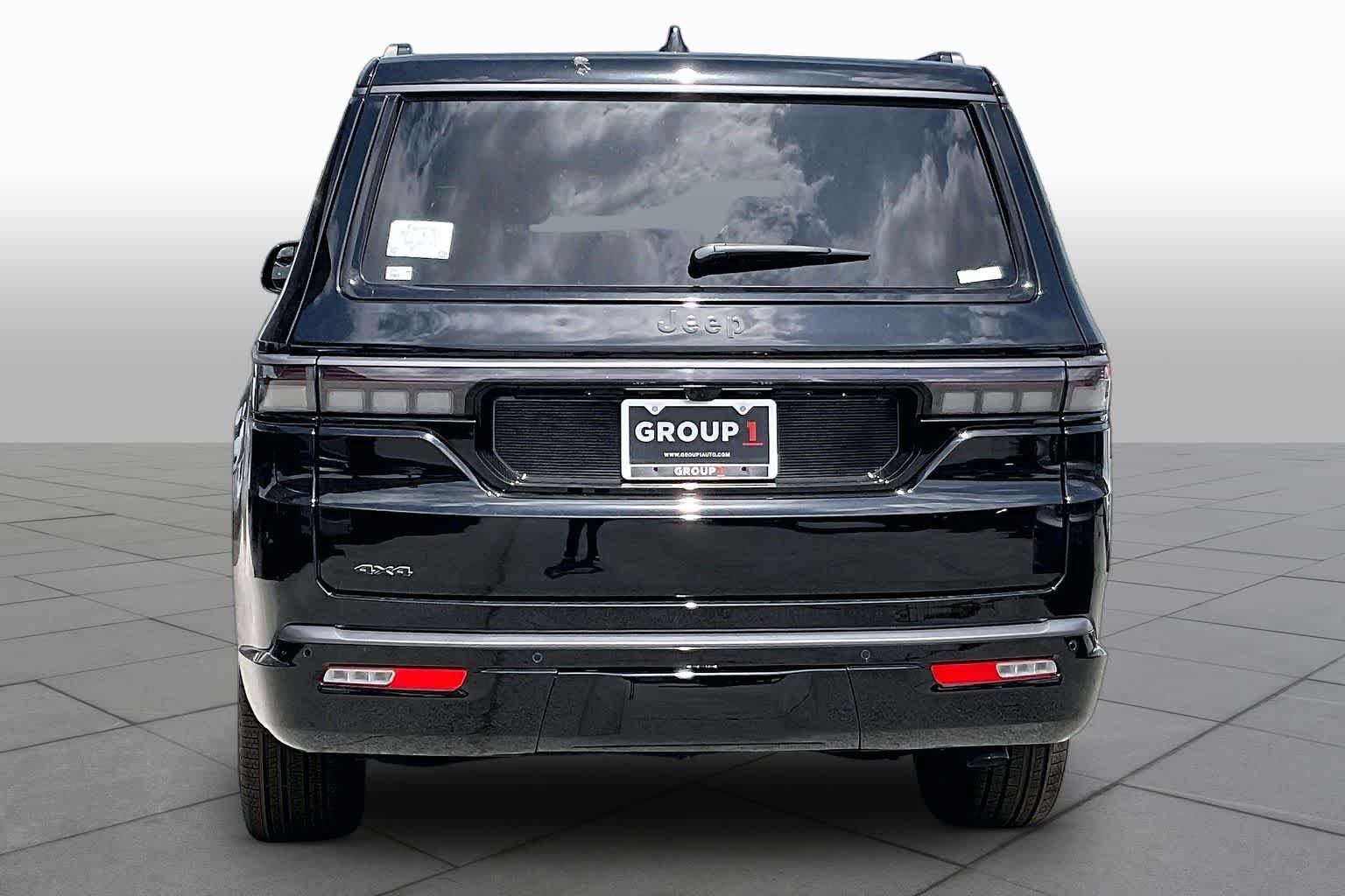 New 2026 High Gloss Black Jeep Limited Reserve image 4