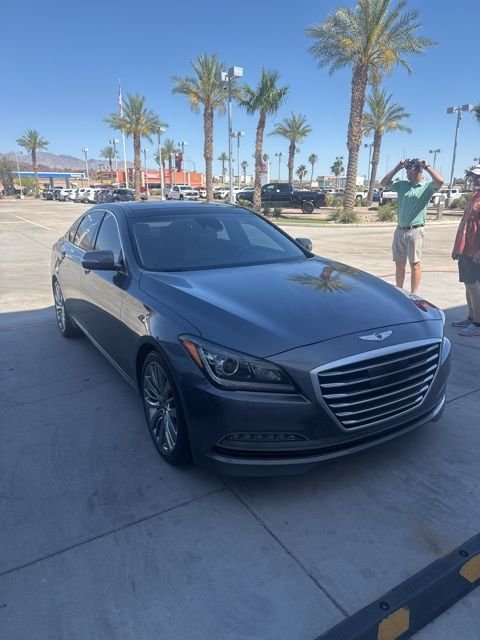 Used 2015 Gray Hyundai 5.0 image 2