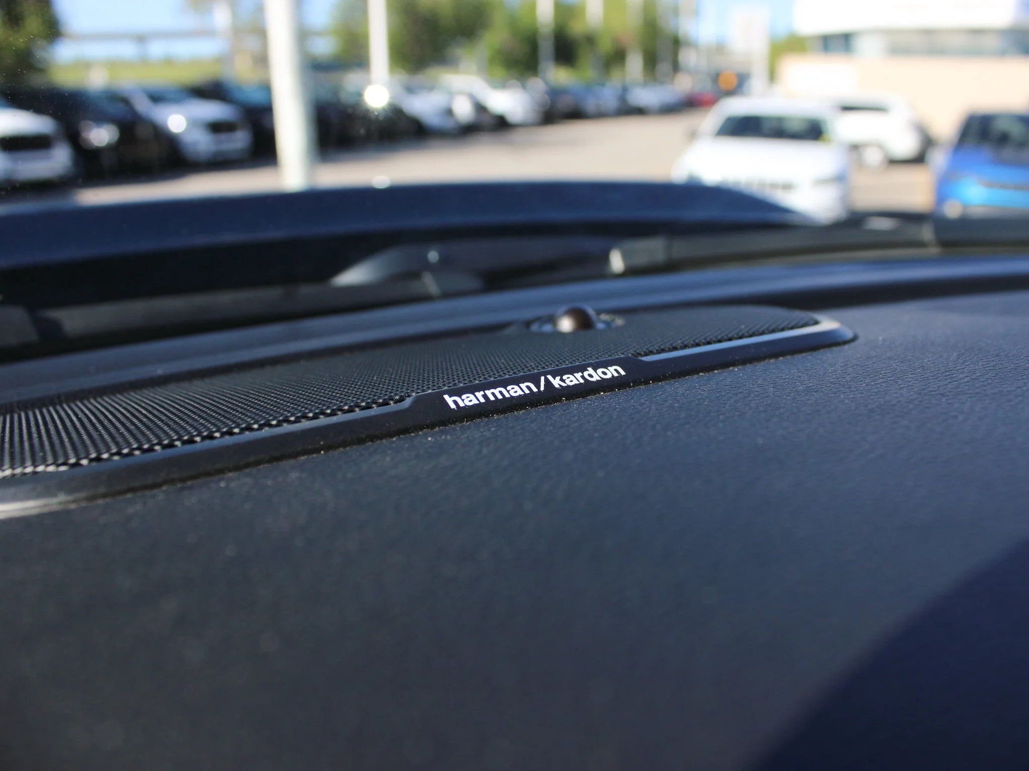 Certified Used 2024 Blue RAM Laramie* | Diesel | 5th Wheel & Gooseneck | Apple CarPlay | 3M PPF | Night Edition image 27