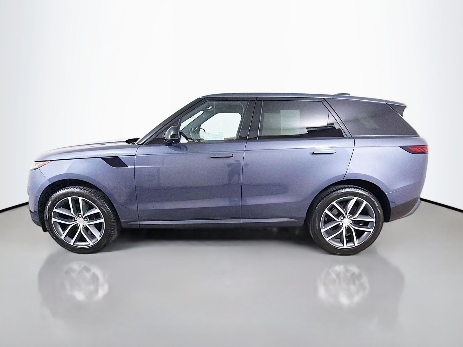Certified Used 2023 Varesine Blue Metallic Land Rover SE image 2