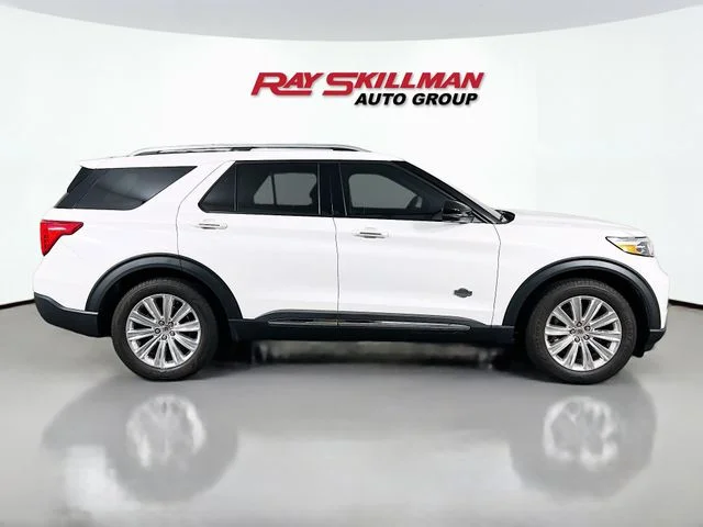 Used 2022 White Ford King Ranch image 8