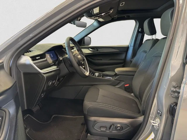 New 2027 Gray Jeep Laredo image 10