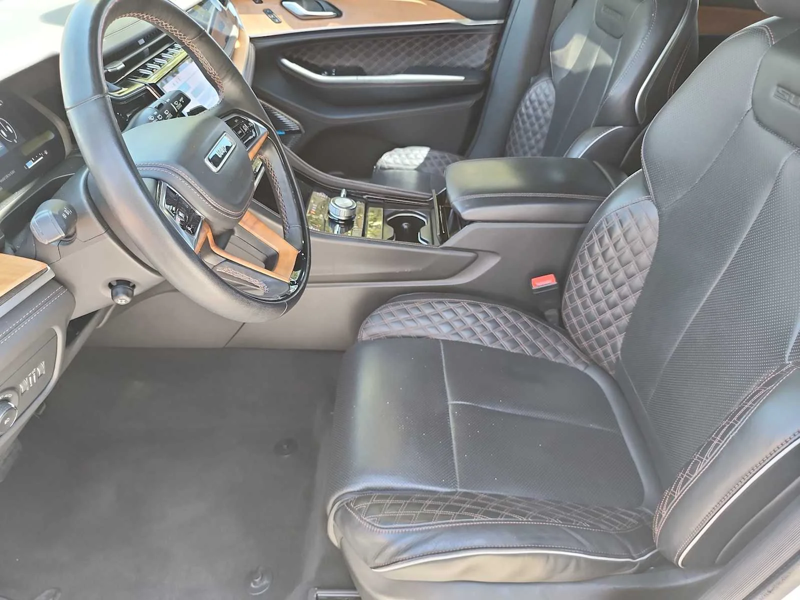 Used 2022 Bright White Clearcoat Jeep Summit Reserve image 15