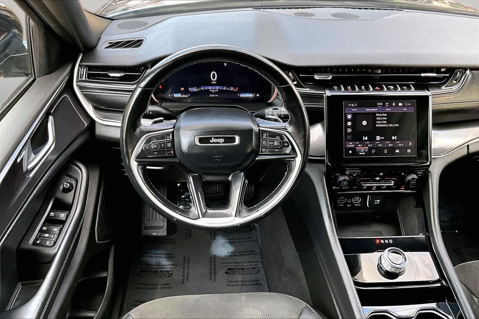 Used 2021 Diamond Black Crystal Pearlcoat Jeep Altitude image 6