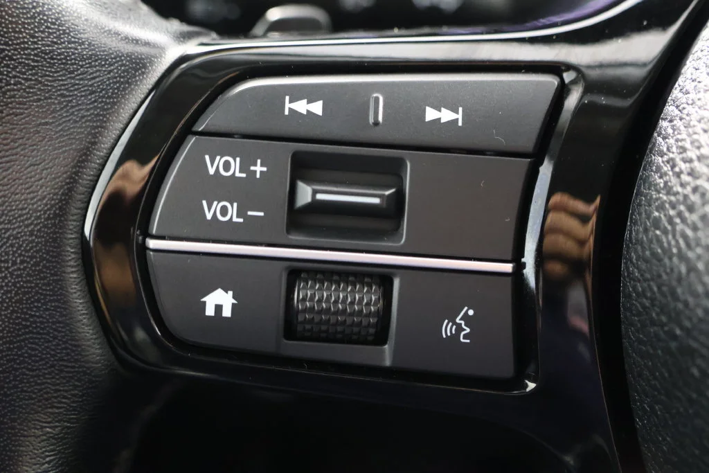 Used 2024 Black Honda EX-L image 11