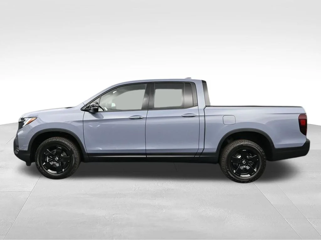 New 2026 Sonic Gray Pearl Honda Black Edition image 4