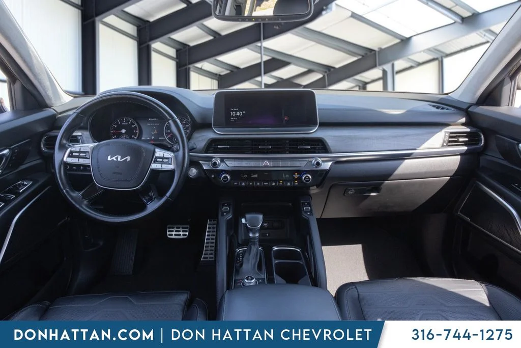 Used 2022 Green Kia SX image 4