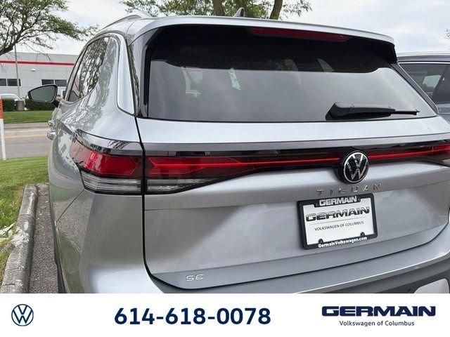 New 2026 Pyrite Silver Metallic Volkswagen 2.0T SE image 7