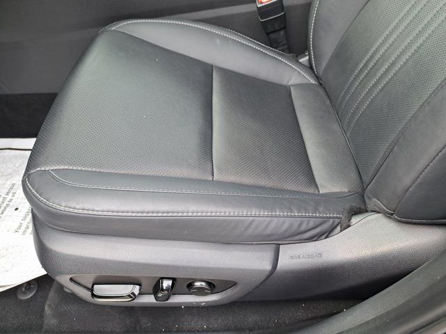Used 2025 Black Lexus 250 Base image 33