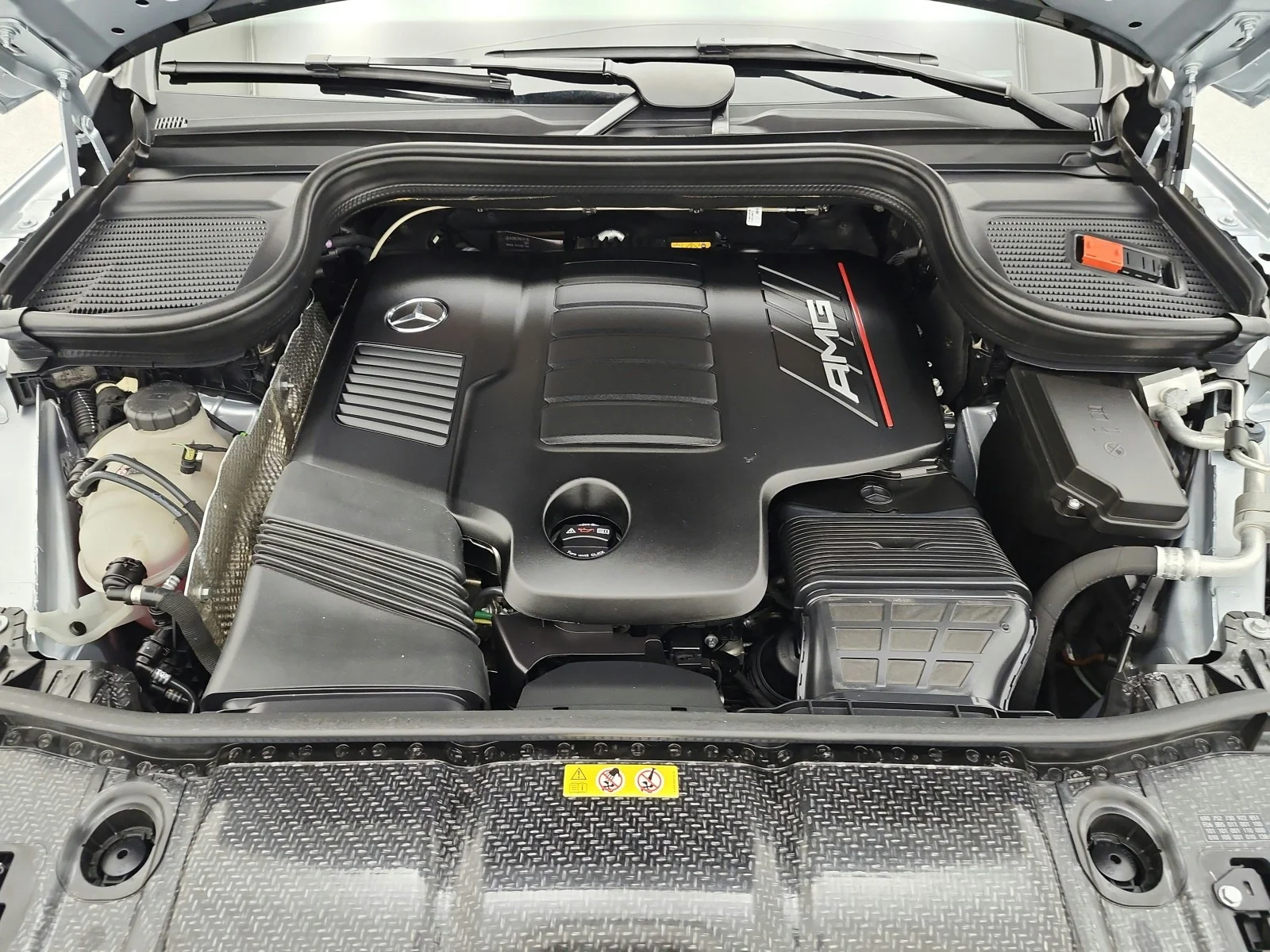 Certified Used 2025 Cirrus Silver Metallic Mercedes-Benz AMG® GLE 53 4MATIC+ Coupe image 17