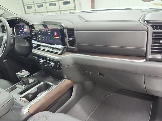 New 2026 White GMC SLT image 45