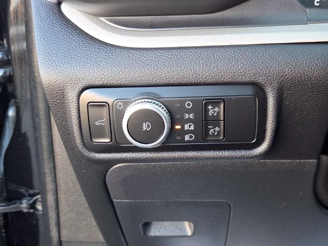 Used 2023 Black Ford XLT image 27